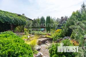 Дом 752м&sup2;, 2-этажный, участок 23 сот.  