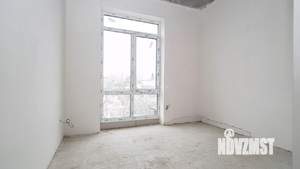 Дом 205м&sup2;, 3-этажный, участок 5 сот.  