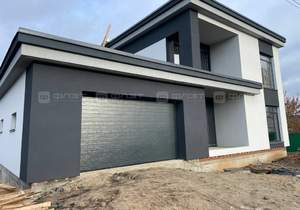 Дом 295м&sup2;, 2-этажный, участок 0 сот.  