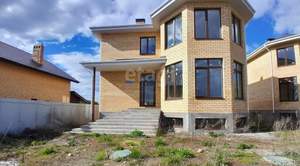 Дом 244м², 3-этажный, участок 7 сот.  