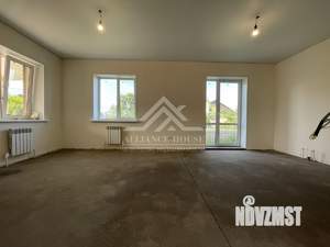 Дом 130м², 2-этажный, участок 5 сот.  