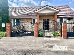 Дом 109м², 1-этажный, участок 4 сот.  