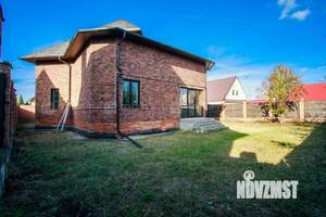 Дом 297м&sup2;, 3-этажный, участок 7 сот.  