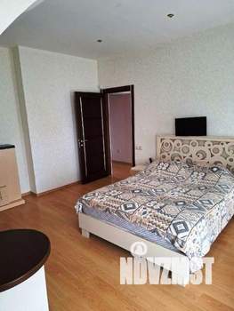 Дом 236м&sup2;, 3-этажный, участок 8 сот.  