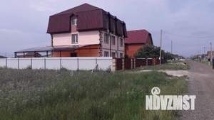 Дом 256м&sup2;, 3-этажный, участок 15 сот.  