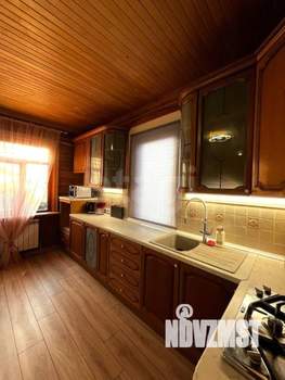 Дом 285м², 2-этажный, участок 11 сот.  