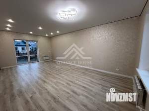 Дом 143м&sup2;, 2-этажный, участок 5 сот.  