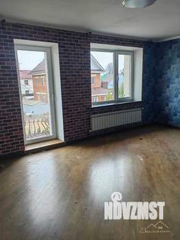 Коттедж 330м², 2-этажный, участок 8 сот.  