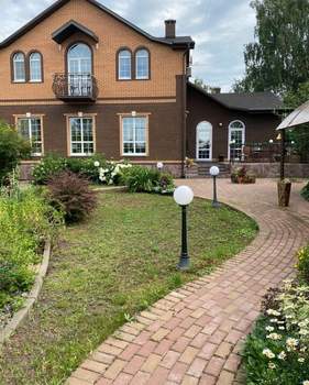 Дом 224м², 2-этажный, участок 6 сот.  