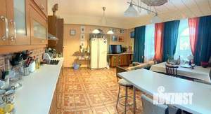 Дом 364м&sup2;, 2-этажный, участок 13 сот.  