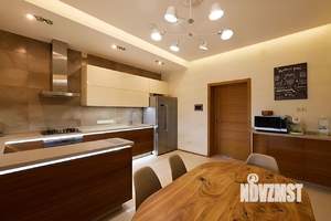 Дом 350м², 1-этажный, участок 18 сот.  