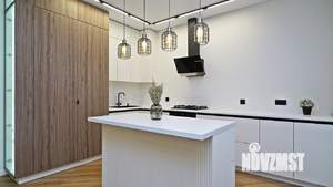 Дом 150м&sup2;, 2-этажный, участок 5 сот.  