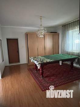 Коттедж 260м², 2-этажный, участок 8 сот.  