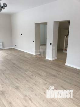 Дом 132м², 2-этажный, участок 10 сот.  