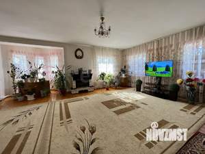 Дом 324м², 2-этажный, участок 18 сот.  