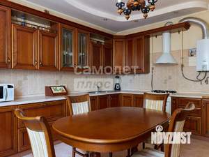 Коттедж 232м&sup2;, 2-этажный, участок 6 сот.  