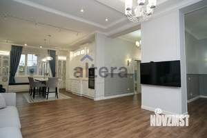 Дом 345м², 3-этажный, участок 20 сот.  