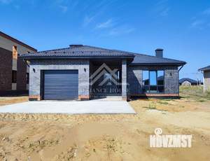 Дом 180м², 1-этажный, участок 9 сот.  