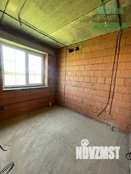 Дом 170м&sup2;, 2-этажный, участок 7 сот.  