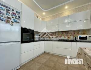 Дом 140м&sup2;, 2-этажный, участок 5 сот.  