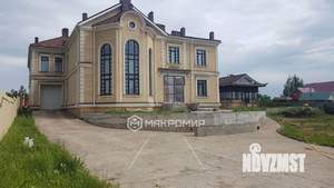 Дом 900м², 3-этажный, участок 16 сот.  