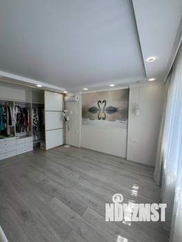 Дом 260м², 2-этажный, участок 8 сот.  