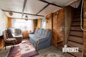 Дом 45м&sup2;, 2-этажный, участок 5 сот.  