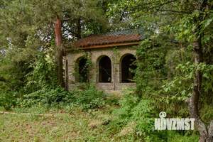 Дом 933м², 3-этажный, участок 33 сот.  