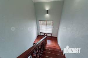 Дом 253м&sup2;, 2-этажный, участок 11 сот.  