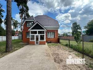 Дом 188м&sup2;, 2-этажный, участок 3 сот.  