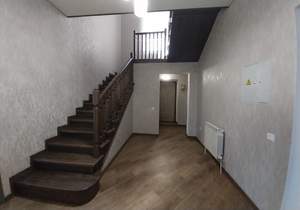 Дом 271м², 2-этажный, участок 12 сот.  