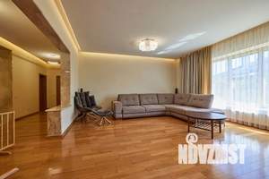 Дом 350м², 1-этажный, участок 15 сот.  