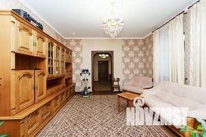 Коттедж 306м², 2-этажный, участок 10 сот.  
