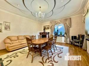 Дом 159м&sup2;, 2-этажный, участок 9 сот.  