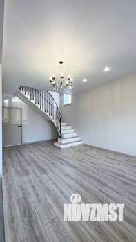 Коттедж 105м², 2-этажный, участок 6 сот.  