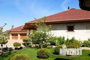 Дом 350м&sup2;, 1-этажный, участок 15 сот.  