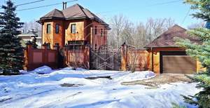 Дом 255м², 3-этажный, участок 12 сот.  