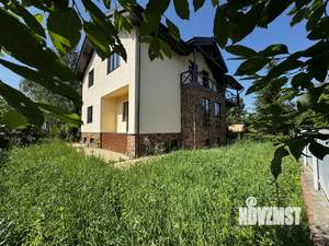 Дом 288м&sup2;, 2-этажный, участок 8 сот.  