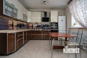 Дом 120м², 2-этажный, участок 6 сот.  