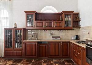 Дом 259м&sup2;, 2-этажный, участок 6 сот.  