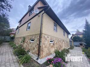 Коттедж 427м&sup2;, 2-этажный, участок 9 сот.  