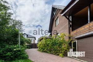 Дом 270м², 3-этажный, участок 10 сот.  