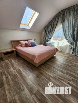 Дом 240м², 2-этажный, участок 12 сот.  