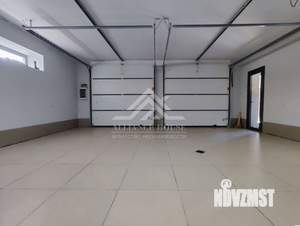 Дом 240м², 3-этажный, участок 5 сот.  