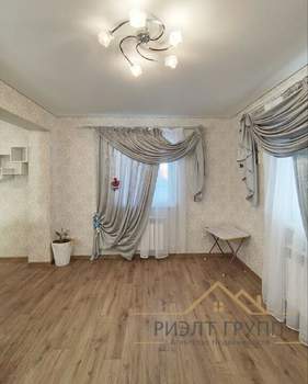 Дом 135м&sup2;, 2-этажный, участок 6 сот.  