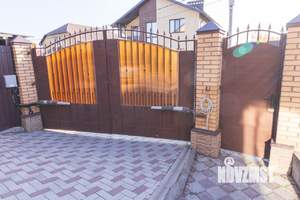 Дом 140м², 2-этажный, участок 6 сот.  
