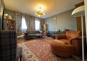 Дом 250м², 2-этажный, участок 25 сот.  