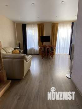 Коттедж 101м&sup2;, 2-этажный, участок 5 сот.  