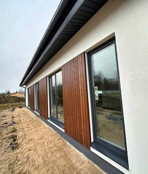 Дом 98м&sup2;, 1-этажный, участок 8 сот.  