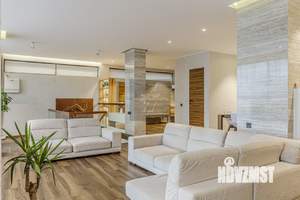 Дом 600м&sup2;, 3-этажный, участок 8 сот.  